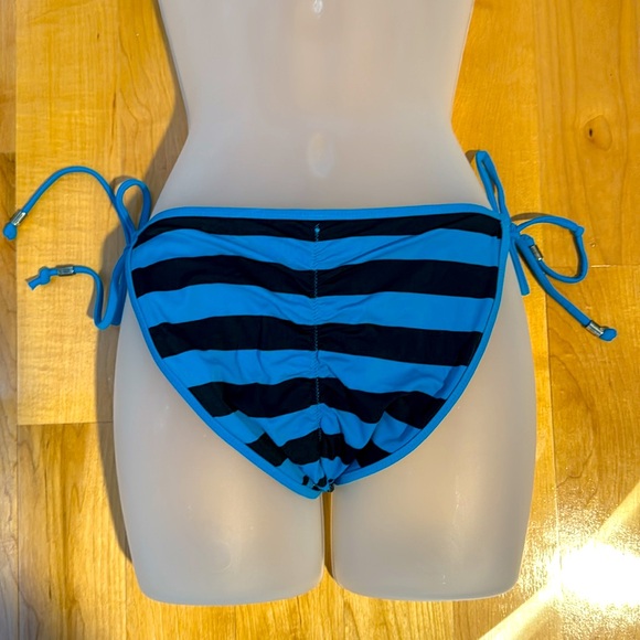 Victoria’s Secret Pink Bikini With Embellishments - Picture 2 of 3